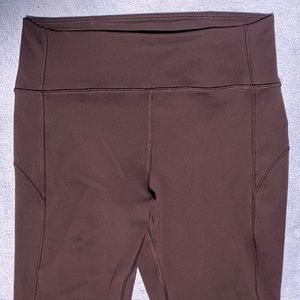 Lulu In Movement 25" Everlux "Black Satin"